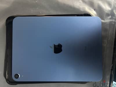 للبيع ipad 10th gen