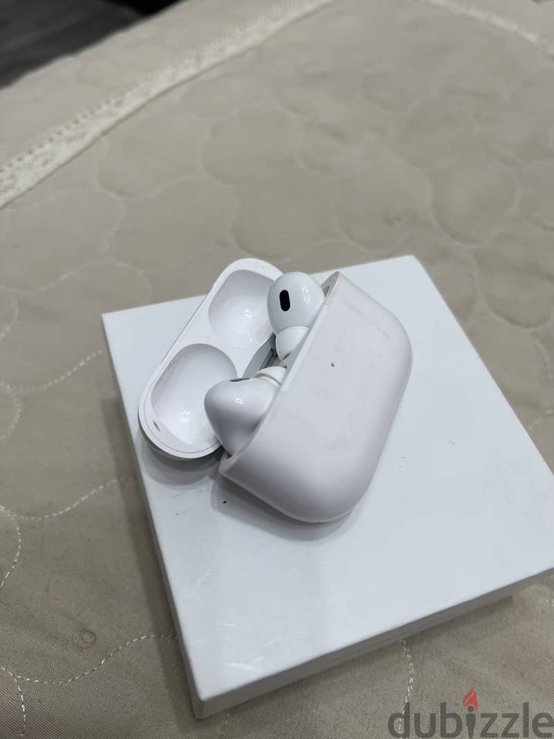 AirPods Pro (2nd generation) 2