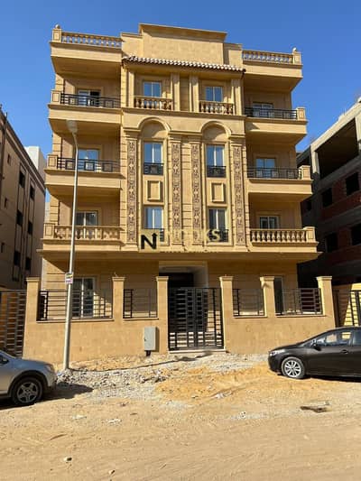 شقتك واجهة ارضي استلام فوري بحديقة 90 متر في الاندلس 2 بريسيبشن واسع 3 قطع خطوات من التسعين