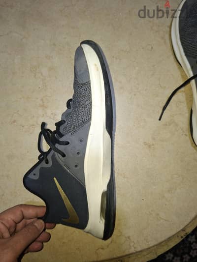 NIKE AIR ZOOM