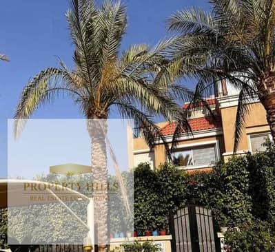 اقل سعر فيلا بروف بالتقسيط ١٢ سنه كومبوند فيلات فقط مساحه كبيره جدا تقدر تعاين الكومبوند فيه كل الخدمات وفيها مدارس عليطريق السويس سور في سور مع مدينتي