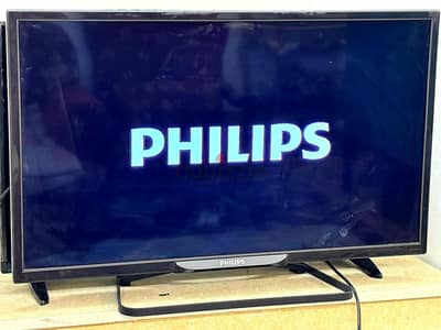 شاشه ولا كلمه وارد الامارات براند غنى عن التعريف فيلبس 32ب F-HD LED