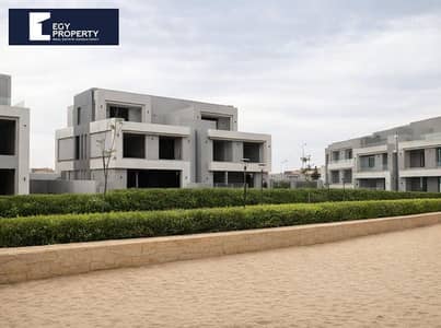 فيلا مستقلة للبيع استلام فوري 560 متر باحسن فيو في لا فيستا سيتي La Vista City فيلا مستقلة للبيع استلام فوري 560 متر باحسن فيو في لا فيستا سيتي La Vista City