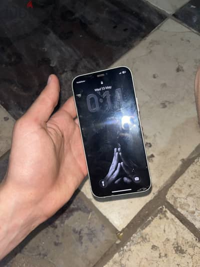 ايفون 12