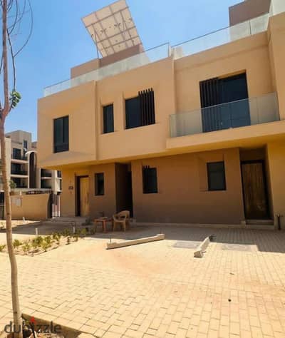 كورنر تاون هاوس 232 متر + بنتهاوس في فاي سوديك
