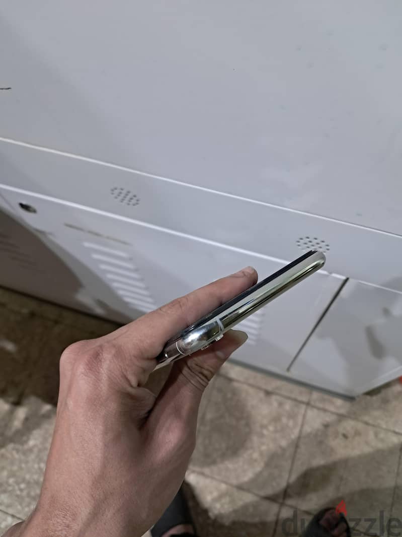 iphone xs max 1