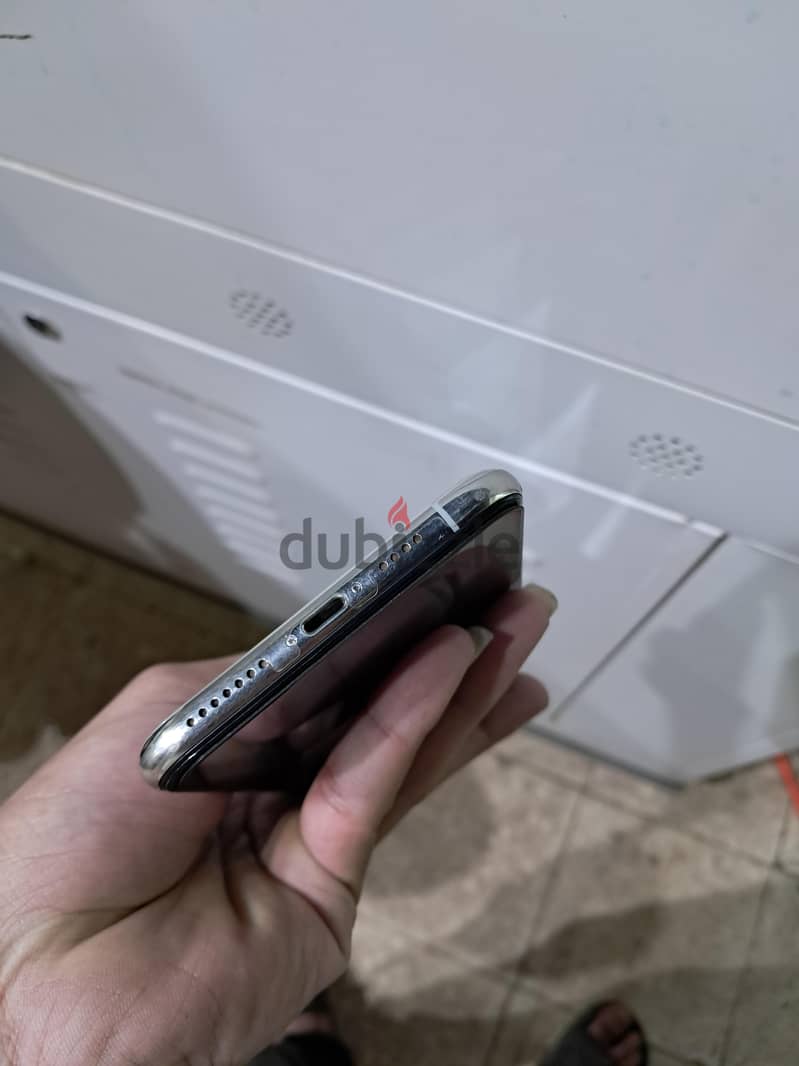 iphone xs max 2