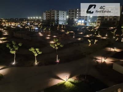 شقه للبيع 157 م 3 غرف نوم في هايد بارك التجمع الخامس القاهره الجديده in Hyde Park Fifth Settlement New Cairo