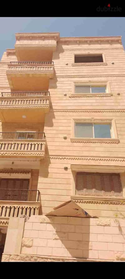 روف للبيع باسانسير  مبني 25 بالمئة حي 2