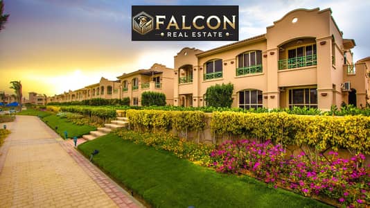 تشطيب كامل علي البحر مباشرة Sea View شاليه للبيع استلام فوري لافيستا جاردنز العين السخنة La Vista Gardens Ain Sokhna