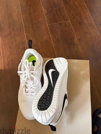 Nike Volleyball Shoes – White – New - Size 37 (US 6.5)