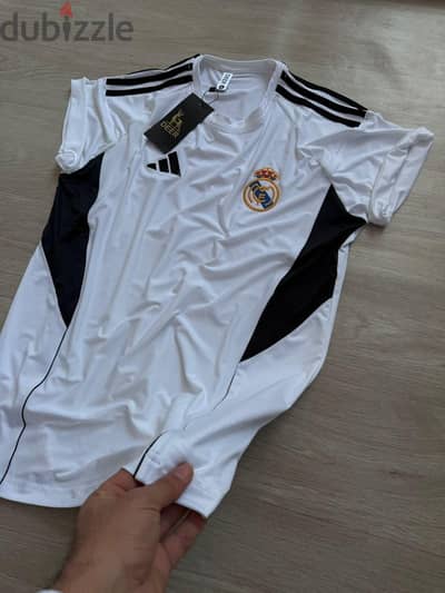 ترنج مدريد غطس  خام مستورد   L. xl. xxl لوجو تطريز   السعر القطاعه: 620