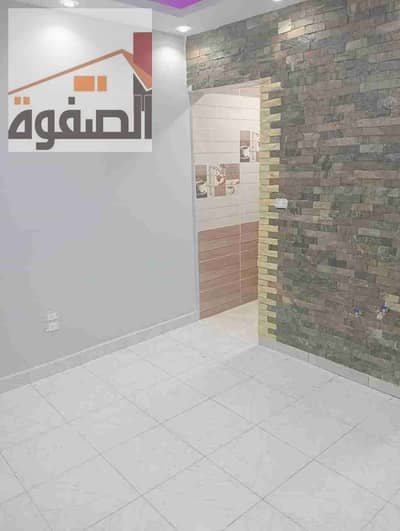 ستوديو للايجار الفاضي قانون جديد خطوات لشارع ٧٧ونادي المعادي موقع مميز وحيوي قريب لشارع ٩والمترو وكل الخدمات.
