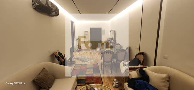 دقيقتين من ماربيلا مول