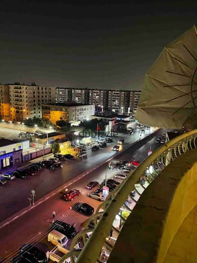 Office for rent in the most upscale areas of Sheraton 300m on Khalid bin Al-Walid main street facing the street fully air-conditioned and has a wooden kitchen