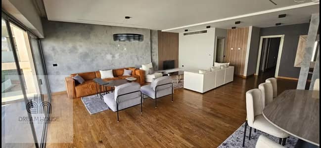 للبيع شقة "ألترا لوكس" مفروشة بالكامل في ليك فيو ريزيدنس - موقع استراتيجي Lake view for sale