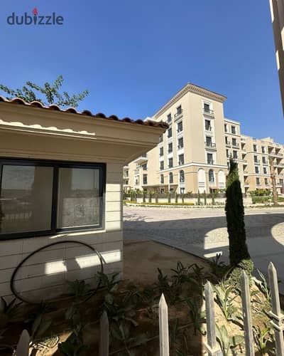 بنتهاوس للبيع 213م + تراس 62م في Village West الشيخ زايد موقع مميز جدا بسعر مميز