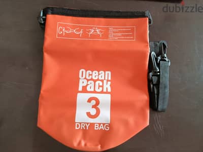شنطة بحر Ocean Pack مقاومة للماء والرمل - أحجام 2L و 3L