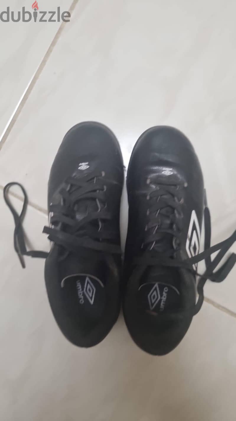 حذاء رياضي 1