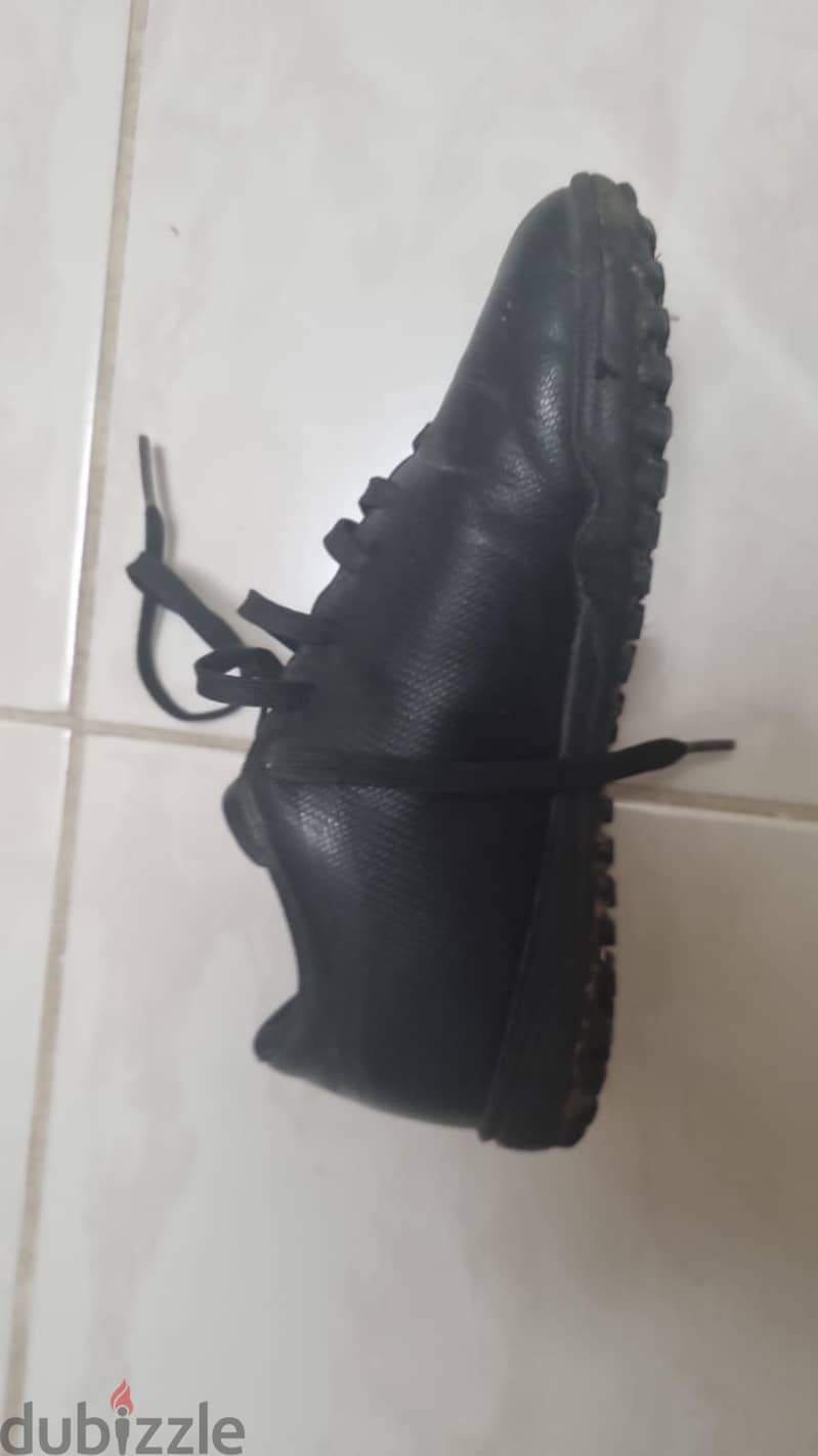حذاء رياضي 4