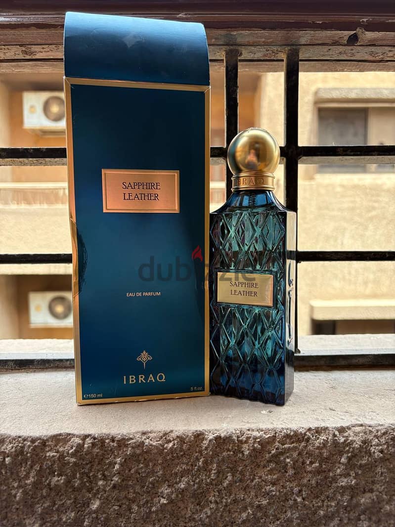IPRAQ sapphire leather 1