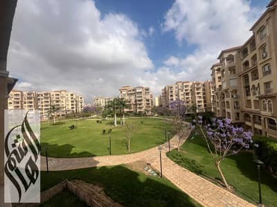 شقة 183م للبيع في مدينتي بتشطيب Ultra Super Lux وفيو وايد جاردن بانورامي وقريبة من النادي والخدمات