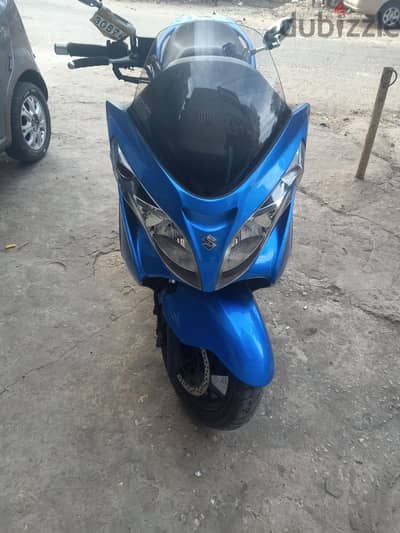 سوزوكي برجمان سكاي ويف 250