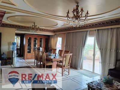 For Rent | 300m Penthouse in City View | Fully Furnished Modern | North Facing | Elevated 75m from Road