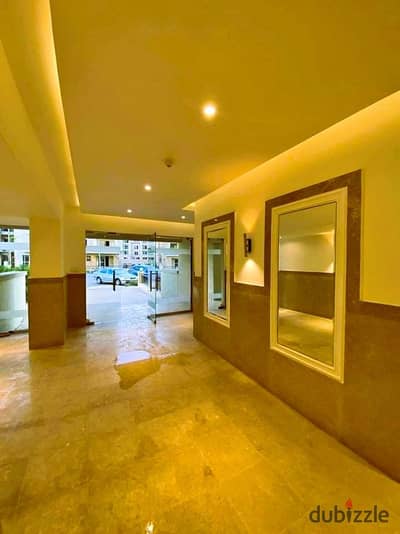 A fully finished, ultra-super-lux building for sale inside the Talala compound with a very distinctive sea view, divided into 30 apartments of varying A fully finished, ultra-super-lux building for sale inside the Talala compound with a very distinctive sea view, divided into 30 apartments of varying