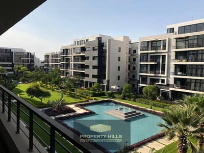 شقة متشطبه بانوراما فيو على اللاجون فى ذا فيو التجمع من وتر واى Waterway The View امام الجامعه الامريكيه