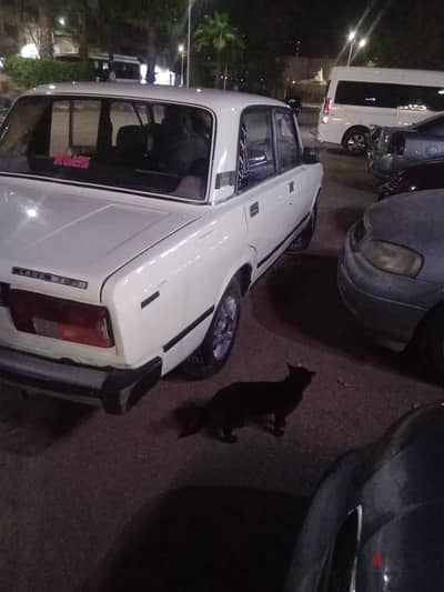 عربيه لادا 2105