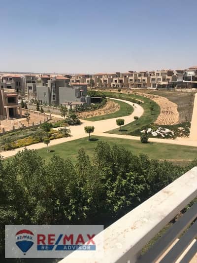 منزل توأم للإيجار في منطقة جولف إكستنشن
