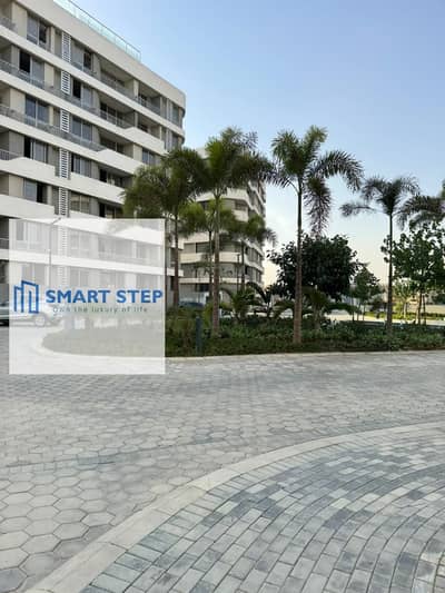 Resale apartment with a great down payment in Bloomfields strategically located for all main roads in Future City Bloomfields