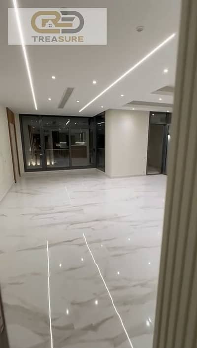 ultra luxe Apartment for sale in Eastown - new cairo