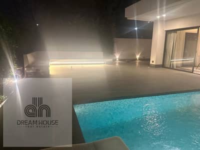 للإيجار دور أرضي فاخر بحمام سباحة خاص وحديقة ضخمة - ليك فيو ريزيدنس Lake view For rent