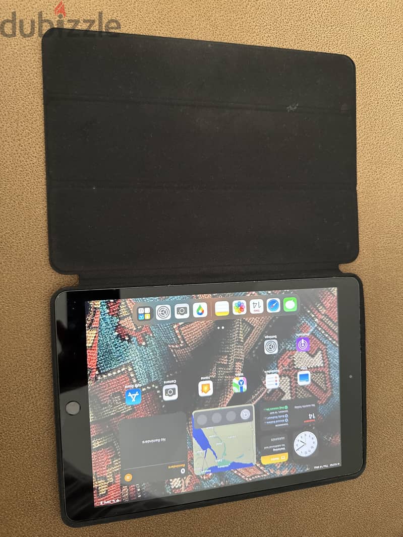 Apple iPad 10.2” / 7th Gen space grey with Facetime 1