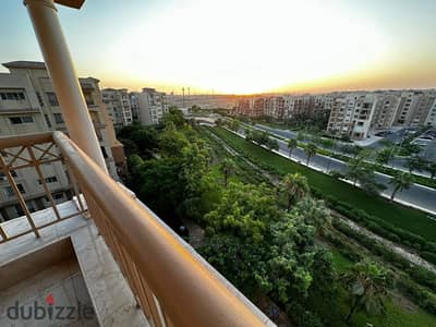 شقة 211 متر للبيع كاش في مدينتى B2 بتشطيبات خاصه بالكامل Madinaty