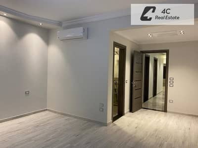 للبيع باقل سعر في الماركت شقه تشطيب كامل فوري 186متر في بالم هيلز القاهره الجديده بتقسيمه مميزه-DIRECT VIEW LANDSCAPE
