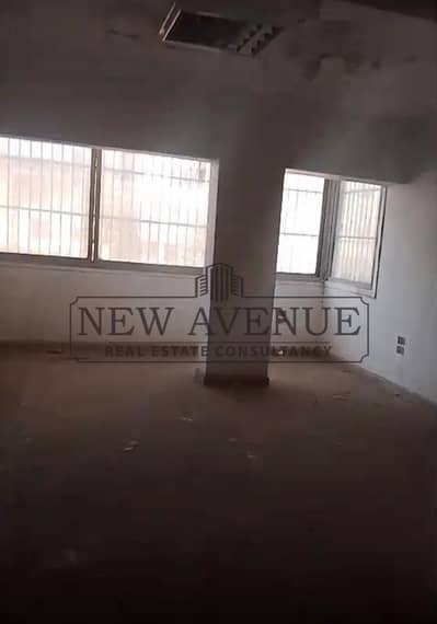 محل 275 متر للبيع في ميدان الحجاز مصر الجديدة متشطب