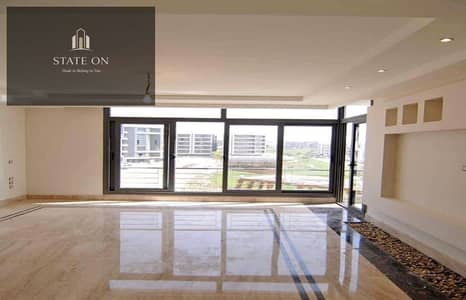 With only a 15% down payment, receive your apartment immediately in Wadi Degla, ready for viewing, prime location opposite Hyde Park, New Cairo.