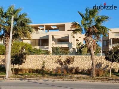إستلم فوراً فيلا بجانب اللاجون بالقرب من البحر فى هاسيندا باى بالم هيلز Hacienda Bay Palm Hills