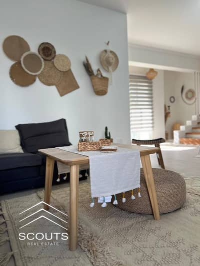 Townhouse 265m for sale (finished + immediate delivery + furnished and equipped) with sea view in Marina 5, North Coast