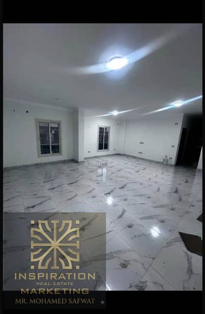 شقة ايجار سكني او ادارى 220م نمرة أولى على التسعين الشمالي مباشرة - اللوتس الشمالية