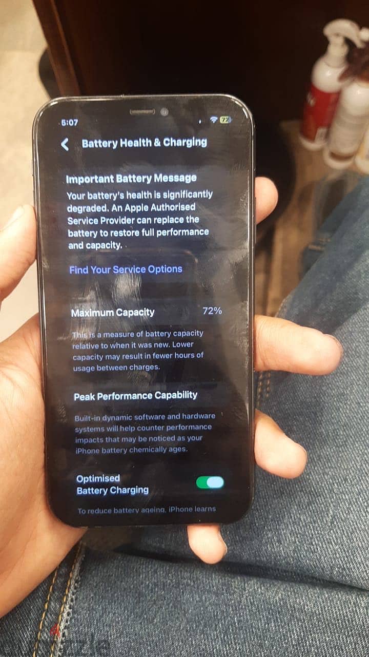 iPhone 11 4