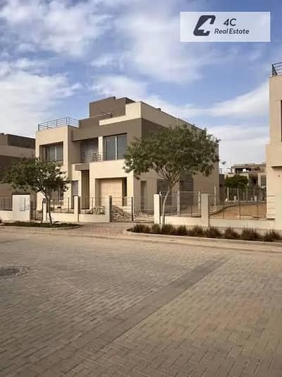 فيلا مستقلة للبيع   أقل من سعر السوق استلام فوري في كمبوند  بالم هيلز-Palm Hills  القاهرة الجديدة  بالتجمع الخامس