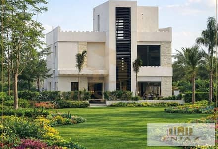 فيلا للبيع في مدينة نور باكبر مساحه الارض على اكبر وايد جاردن وتسهيلات على  13 سنه (505م)