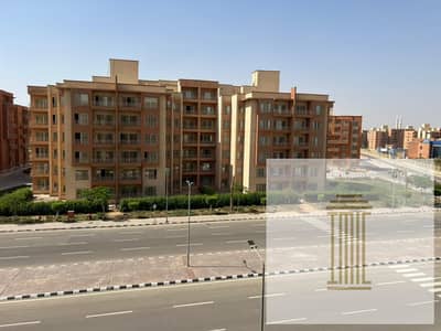 فرصة للبيع 170م تشطيبات خاصة سوبر لوكس فيو مفتوع على النادى  بالتقسيط