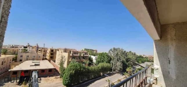 شقة للبيع في مدينة الشروق في المنطقة الخامسة المتميز