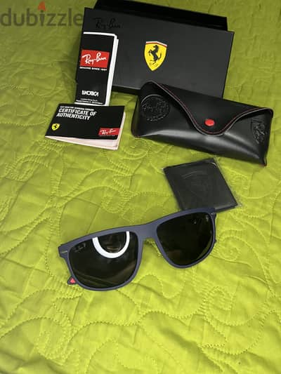 Ray ban Ferrari made in italy