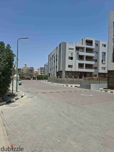 شقة للبيع في كمبوند هاي سيتي العبور ١٦٠ متر